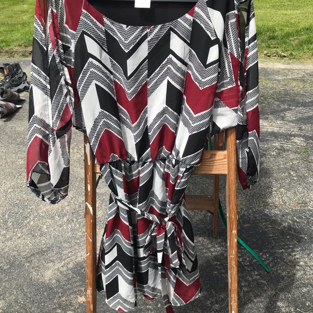 DRESS